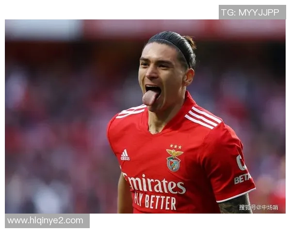 斜眼足球明星盘点他们的独特魅力与精彩表现